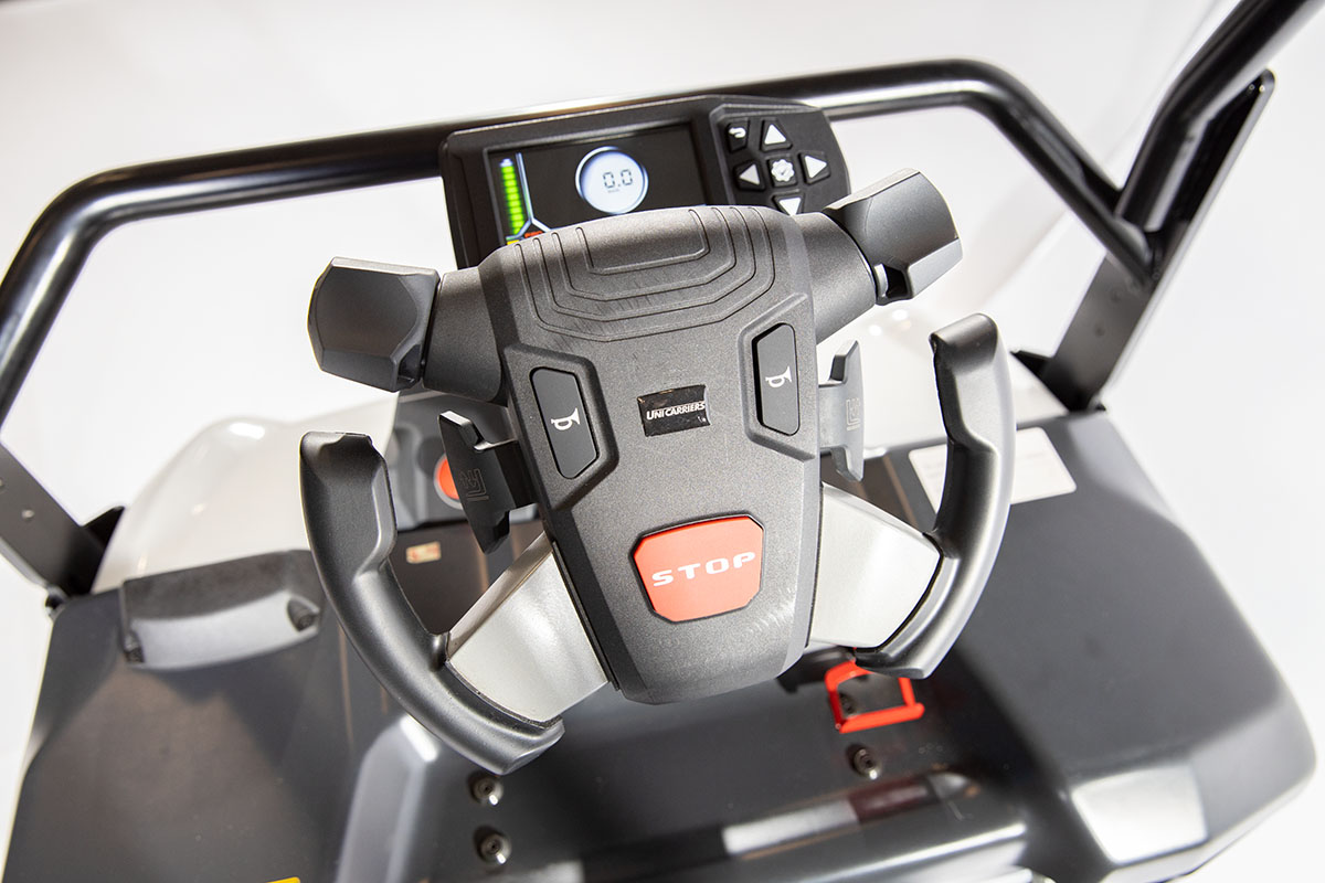 A XControl_O Range steering wheel and display baltexim OLP OPEP